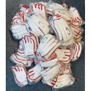 35x Kids Cricket Gloves 6-13 Years (35 Units)